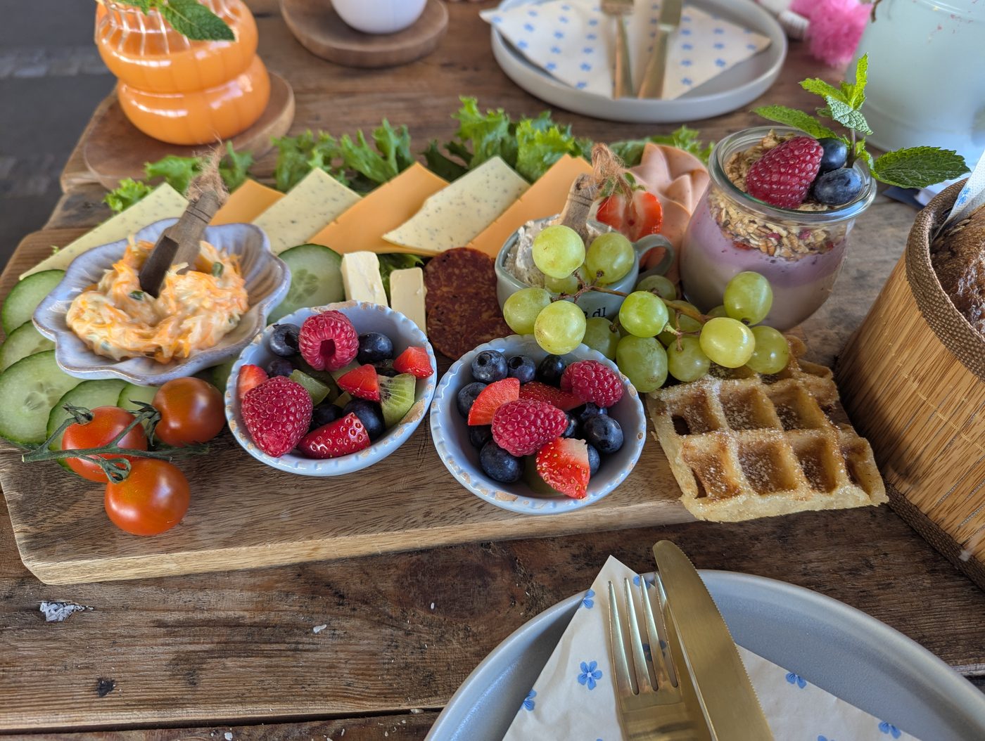 Granola Parfait Bowl